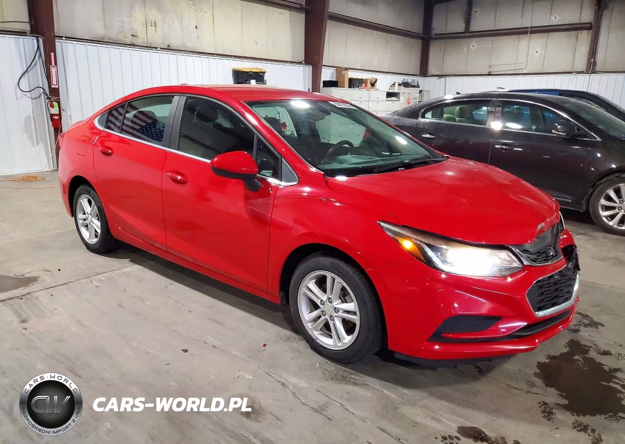 2017 Chevrolet Cruze Lt VIN:1G1BE5SMXH7170093 - 4
