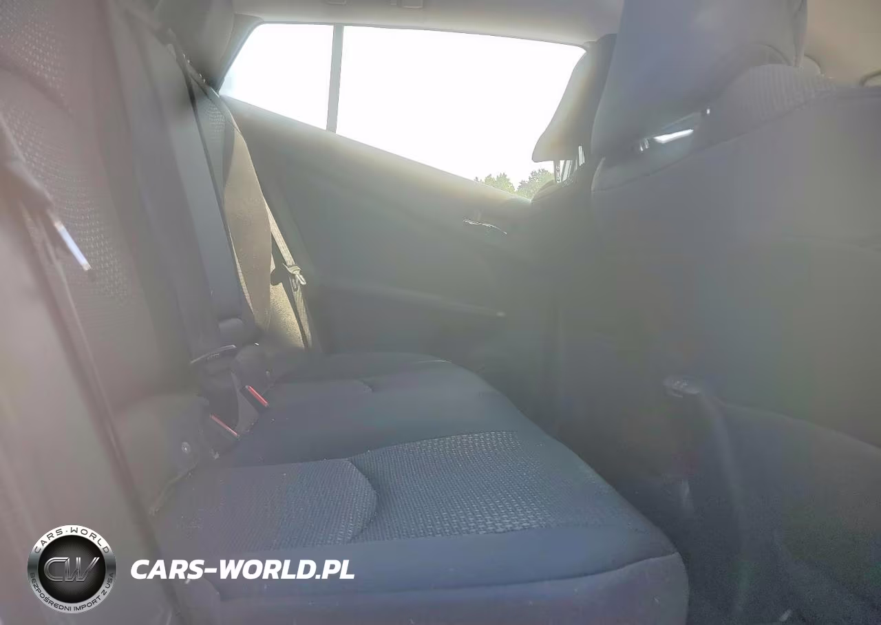 2022 Toyota Prius Le Awd-E VIN:JTDL9MFU3N3041331 - 10