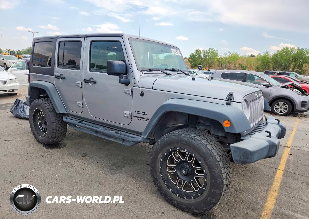 2017 Jeep Wrangler Unlimited Sport VIN:1C4BJWDGXHL624284 - 4