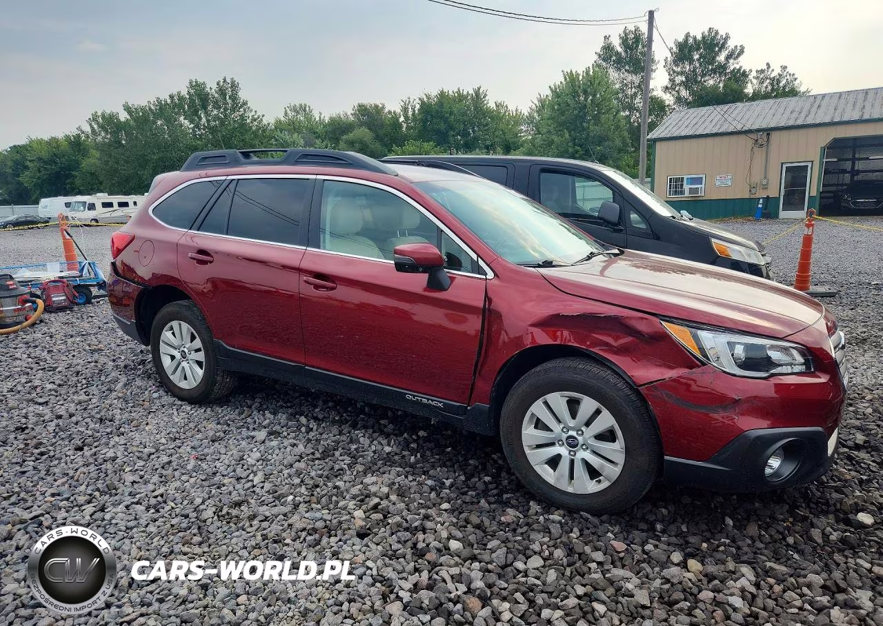 2016 Subaru Outback 2.5I Premium VIN:4S4BSBFC1G3214676 - 4