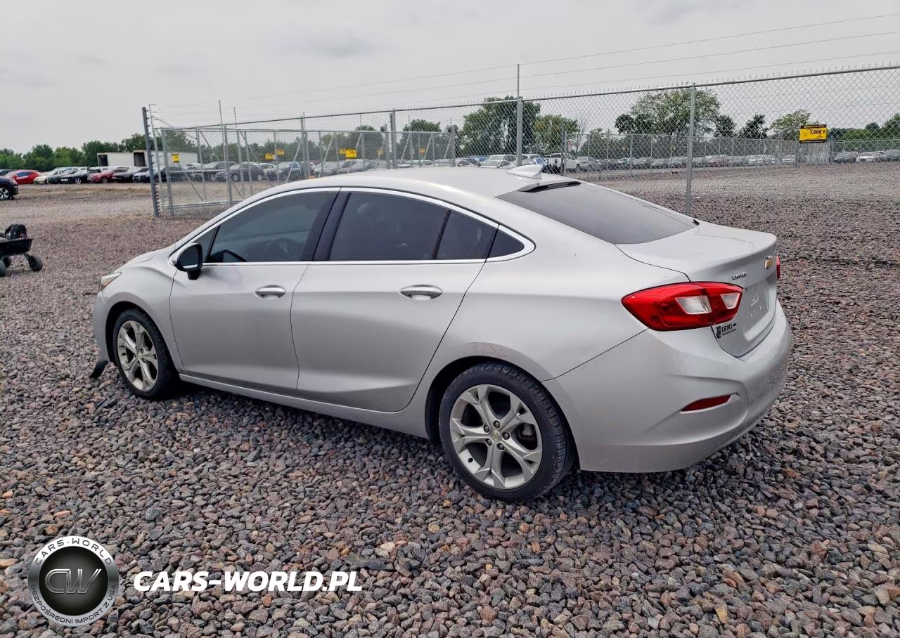 2017 Chevrolet Cruze Premier VIN:1G1BF5SM2H7139109 - 2
