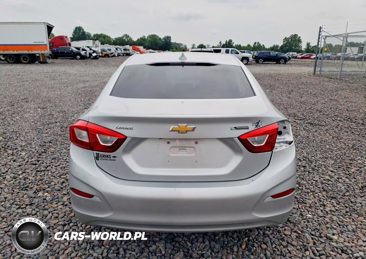2017 Chevrolet Cruze Premier VIN:1G1BF5SM2H7139109 - 6