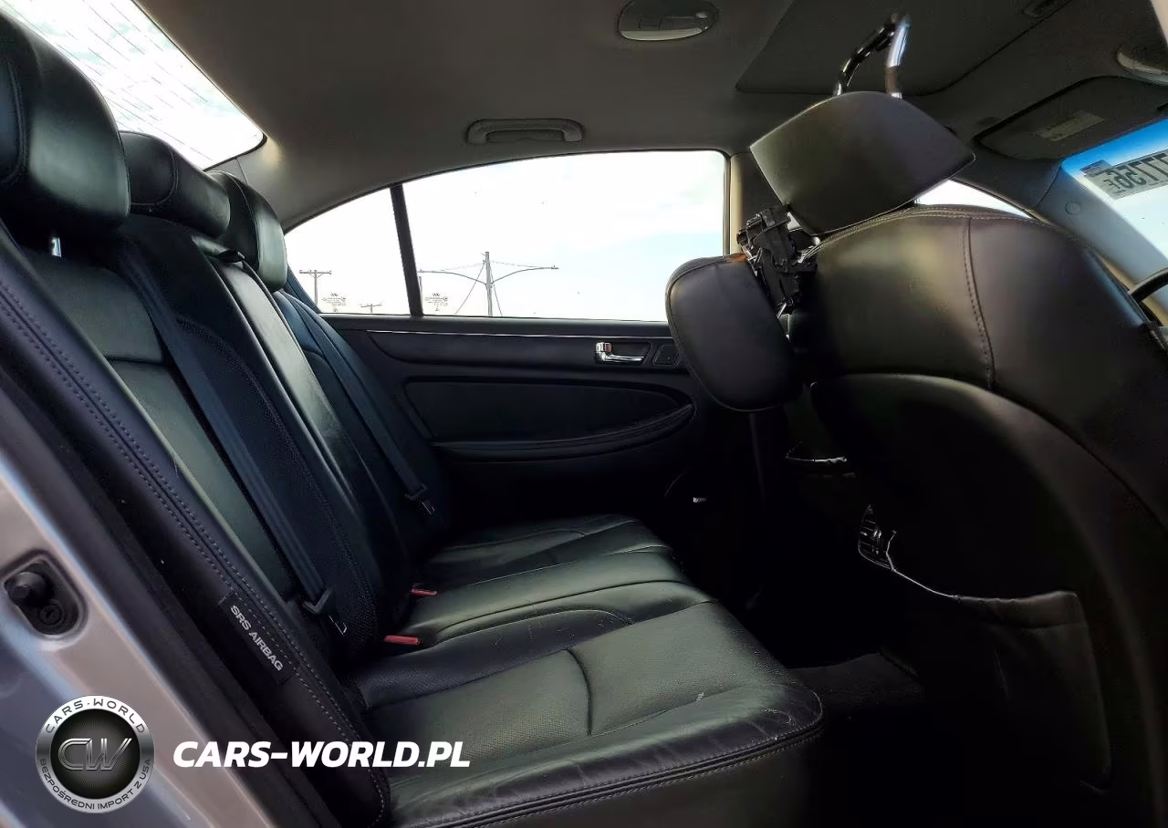 2011 Hyundai Genesis 3.8L VIN:KMHGC4DEXBU114016 - 10