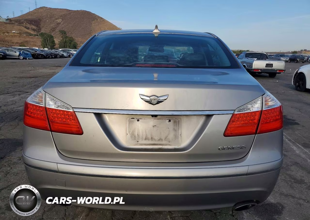 2011 Hyundai Genesis 3.8L VIN:KMHGC4DEXBU114016 - 6