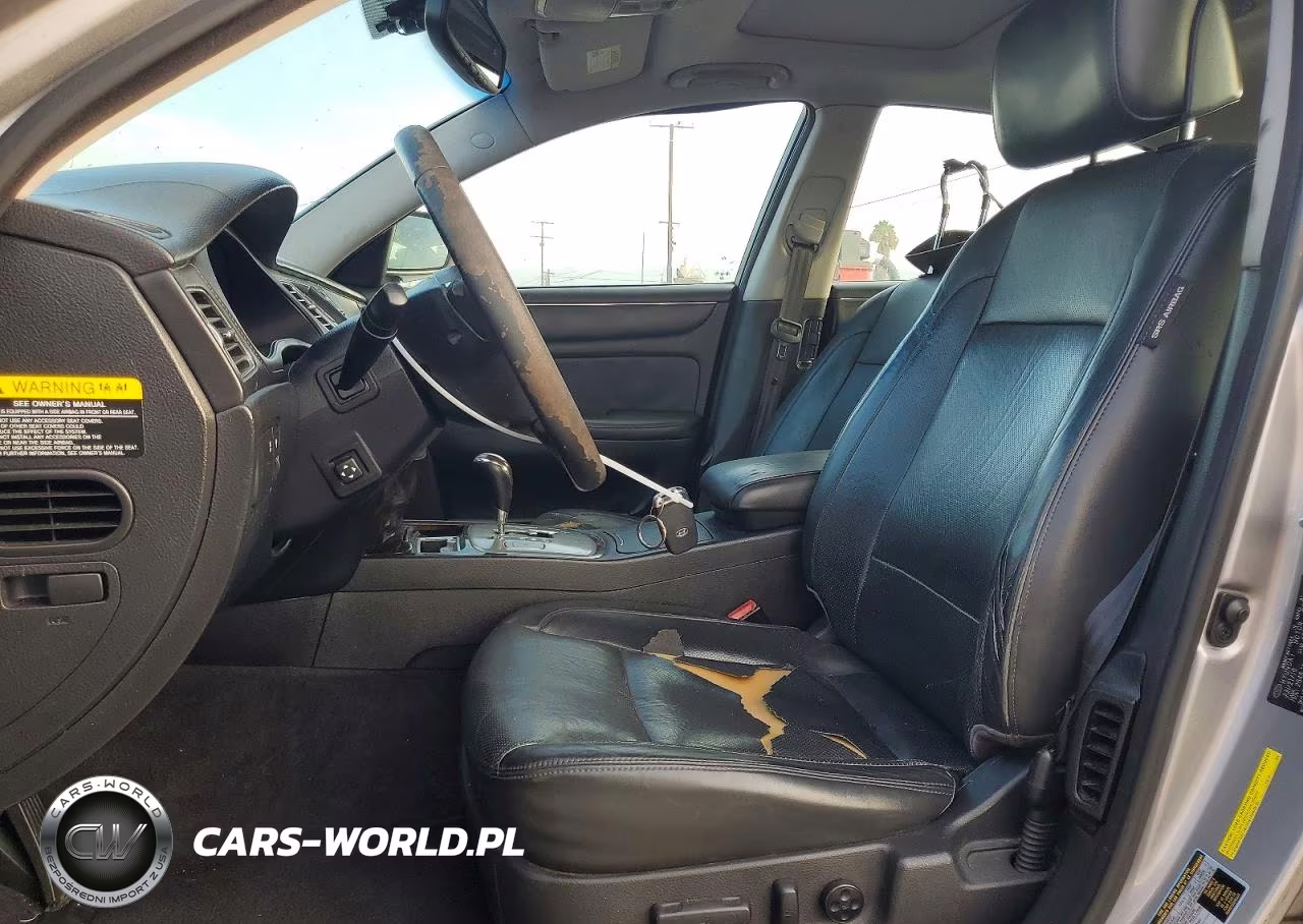 2011 Hyundai Genesis 3.8L VIN:KMHGC4DEXBU114016 - 7