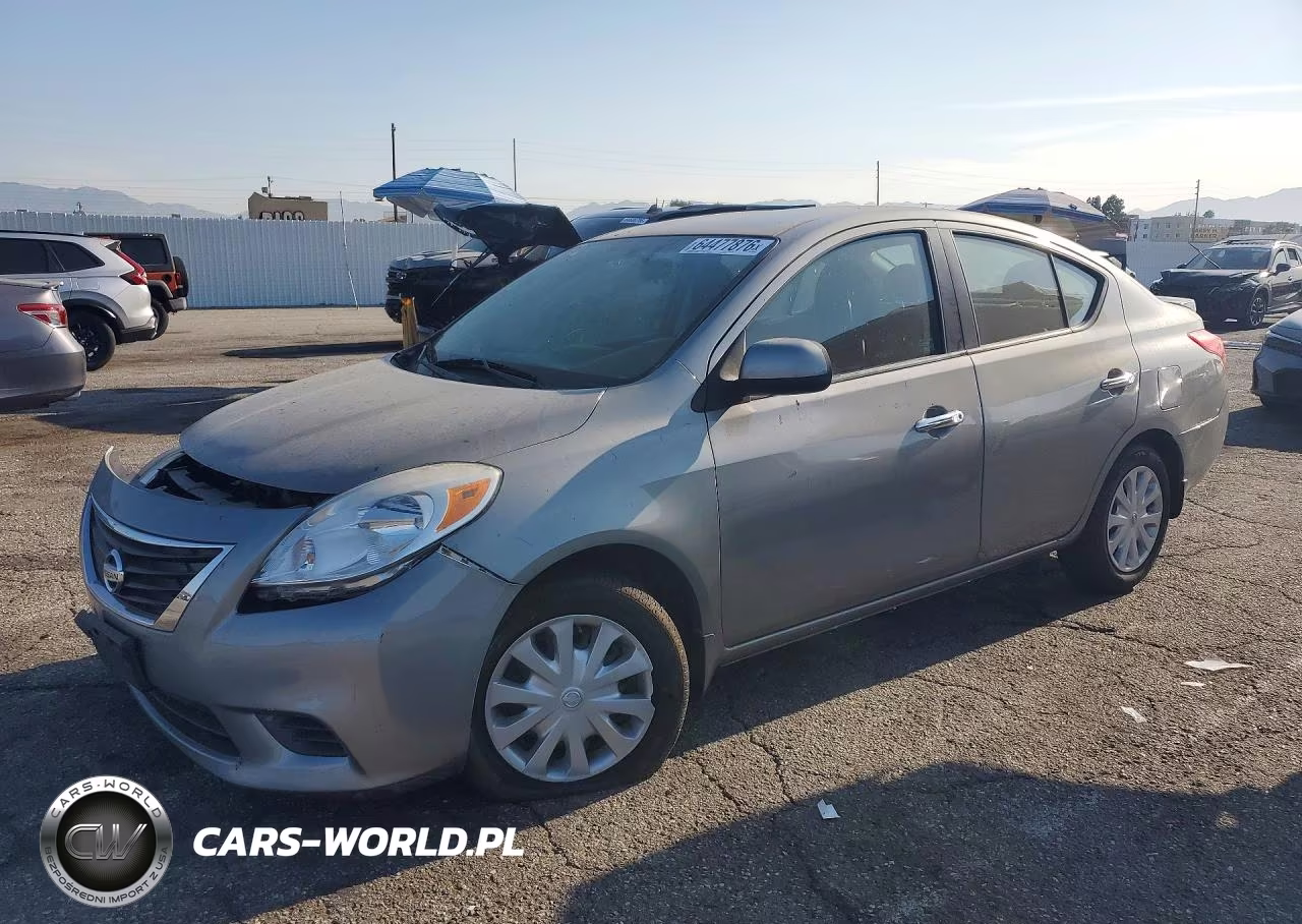 2013 Nissan Versa 1.6 S