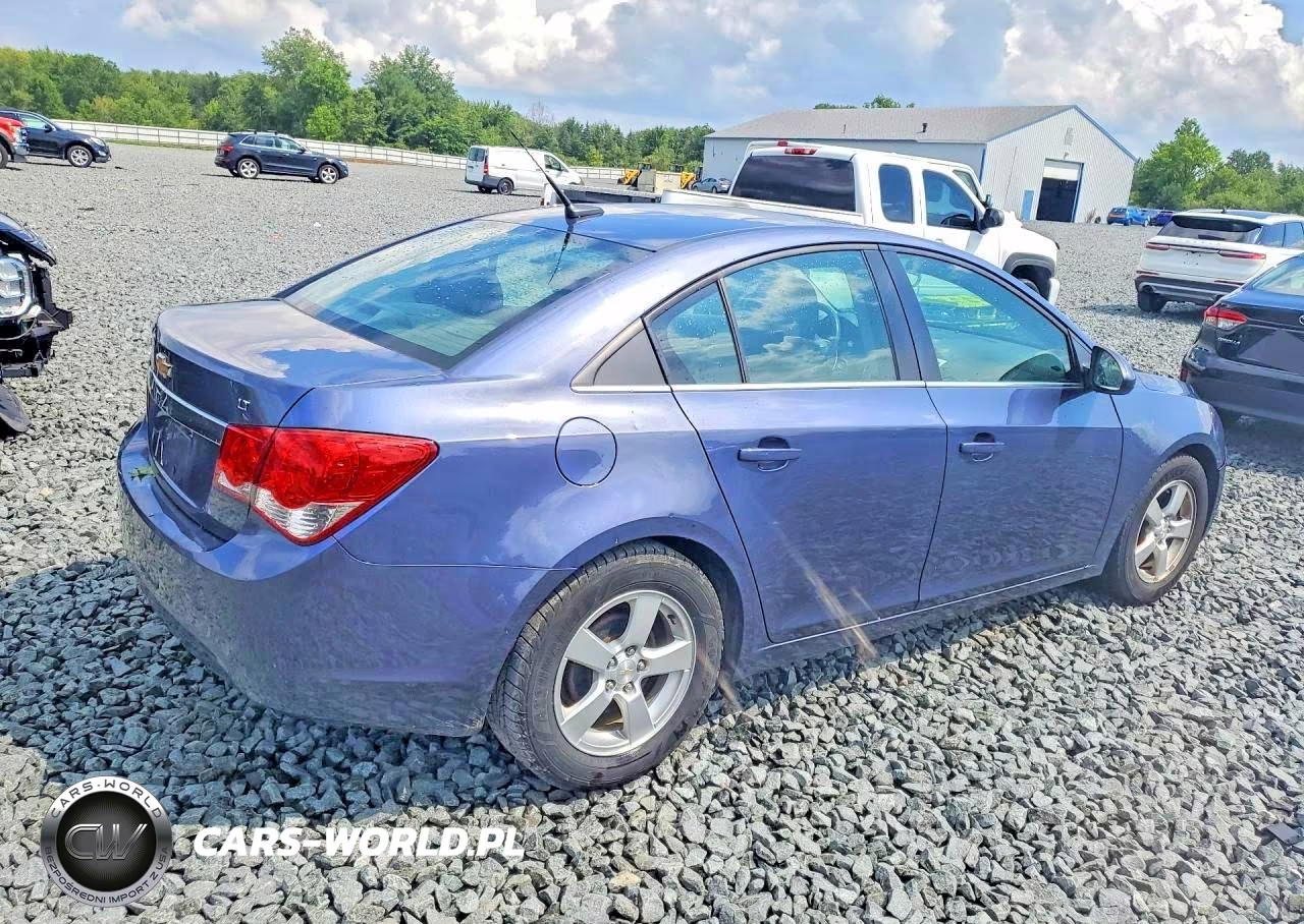 2014 Chevrolet Cruze Lt VIN:1G1PC5SB9E7454739 - 3