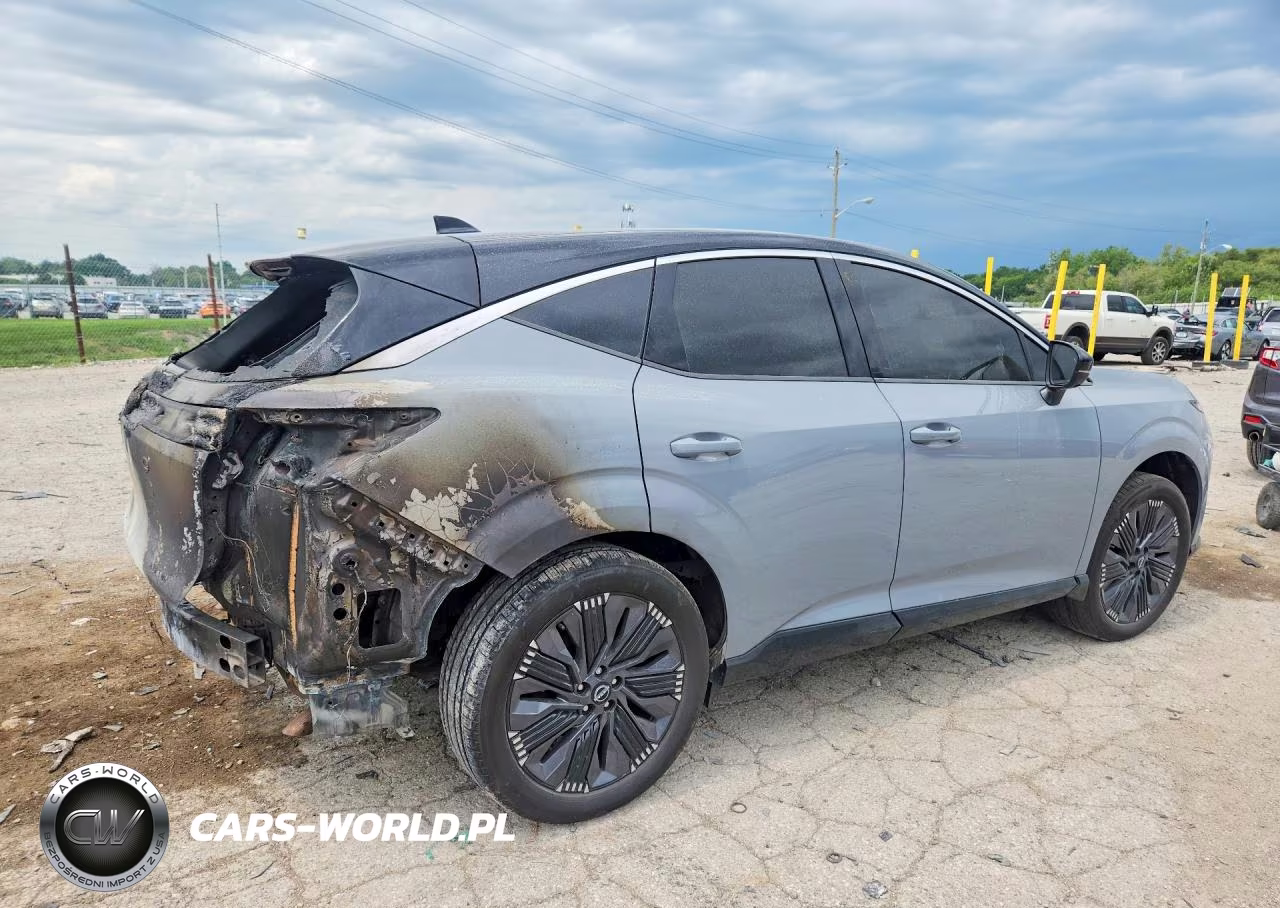 2025 Nissan Murano Platinum VIN:5N1AZ3DTXSC135743 - 3
