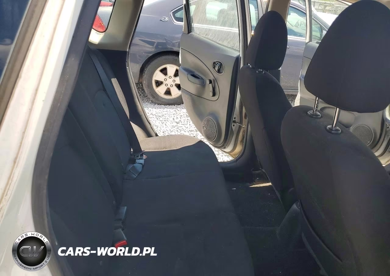 2016 Nissan Versa Note S Plus VIN:3N1CE2CP0GL389452 - 10