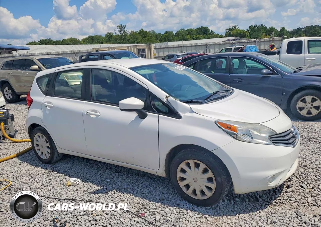 2016 Nissan Versa Note S Plus VIN:3N1CE2CP0GL389452 - 4