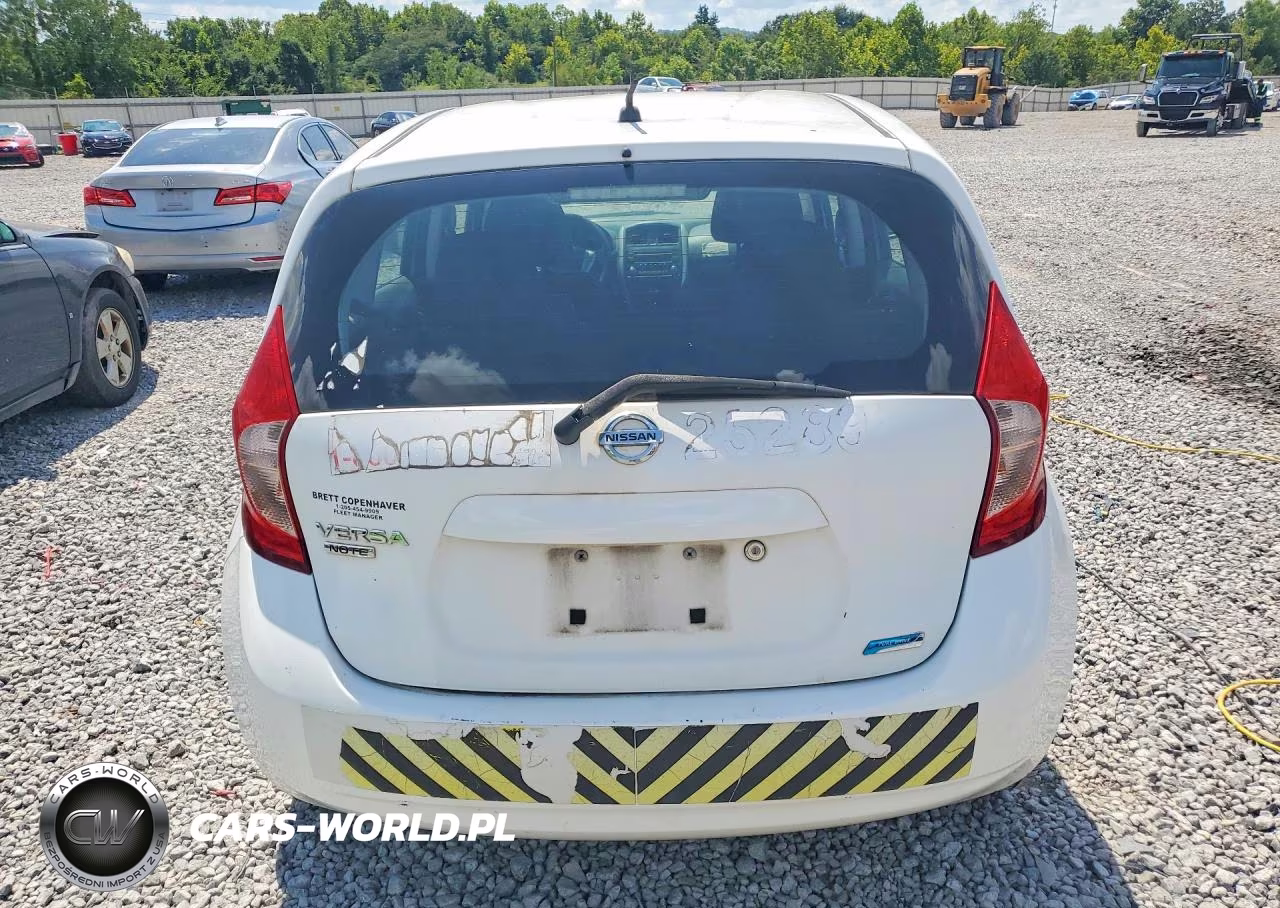 2016 Nissan Versa Note S Plus VIN:3N1CE2CP0GL389452 - 6
