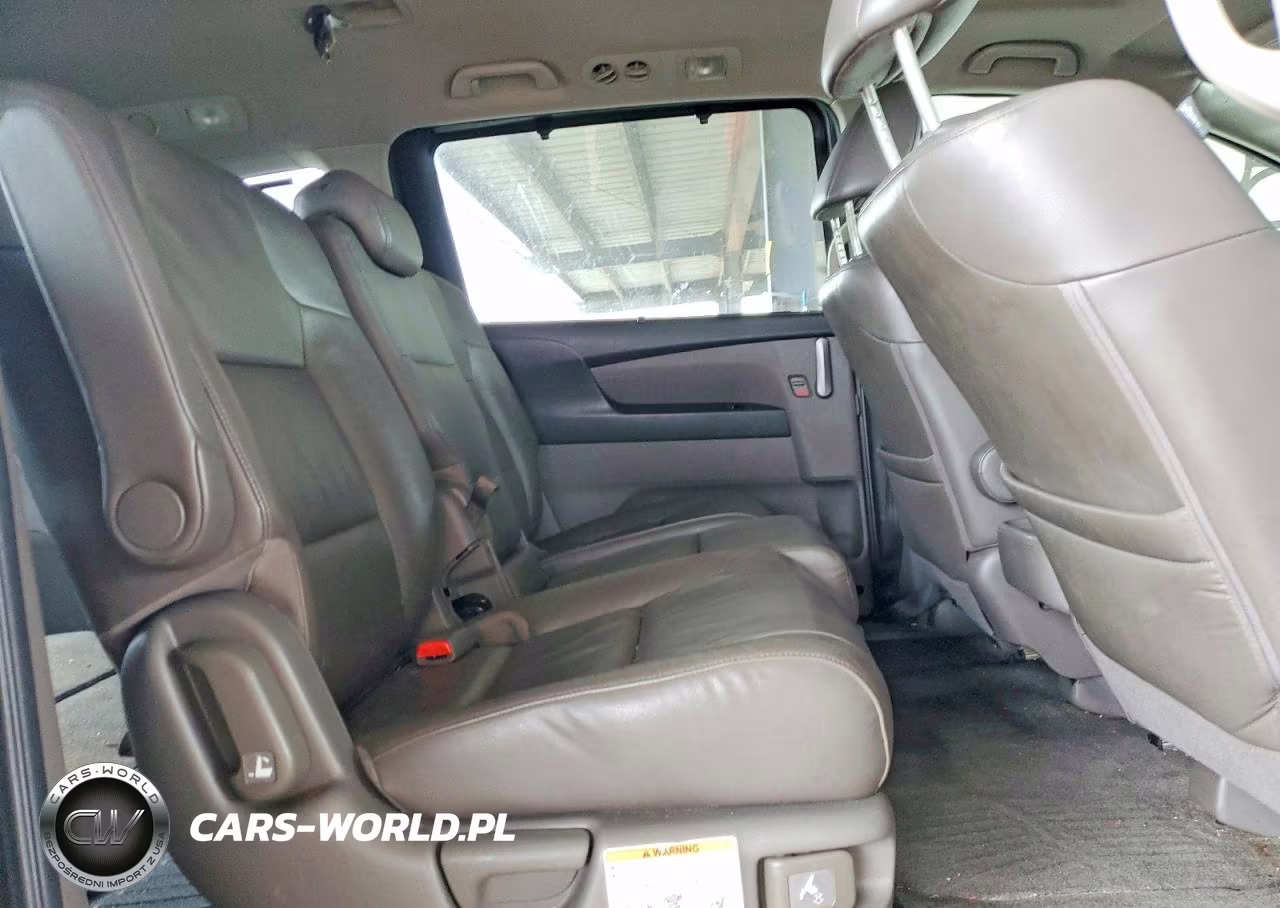 2013 Honda Odyssey Touring VIN:5FNRL5H97DB050982 - 11