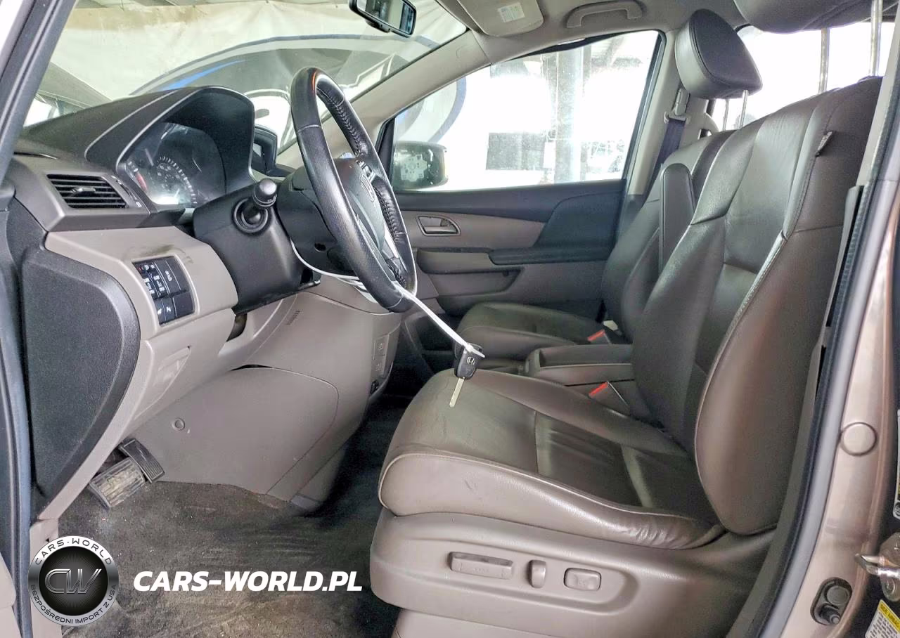 2013 Honda Odyssey Touring VIN:5FNRL5H97DB050982 - 7