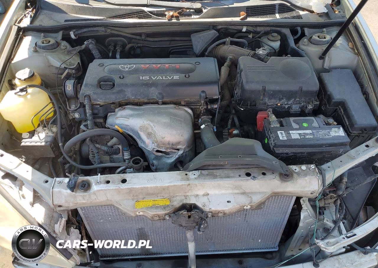 2002 Toyota Camry Le VIN:JTDBE30K920055045 - 11