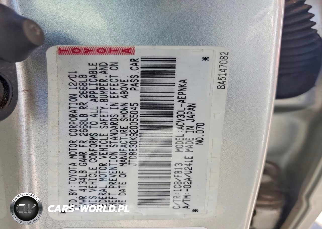 2002 Toyota Camry Le VIN:JTDBE30K920055045 - 13