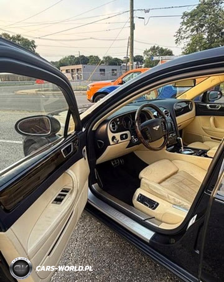 2006 Bentley Continental Flying Spur VIN:SCBBR53W16C036446 - 13