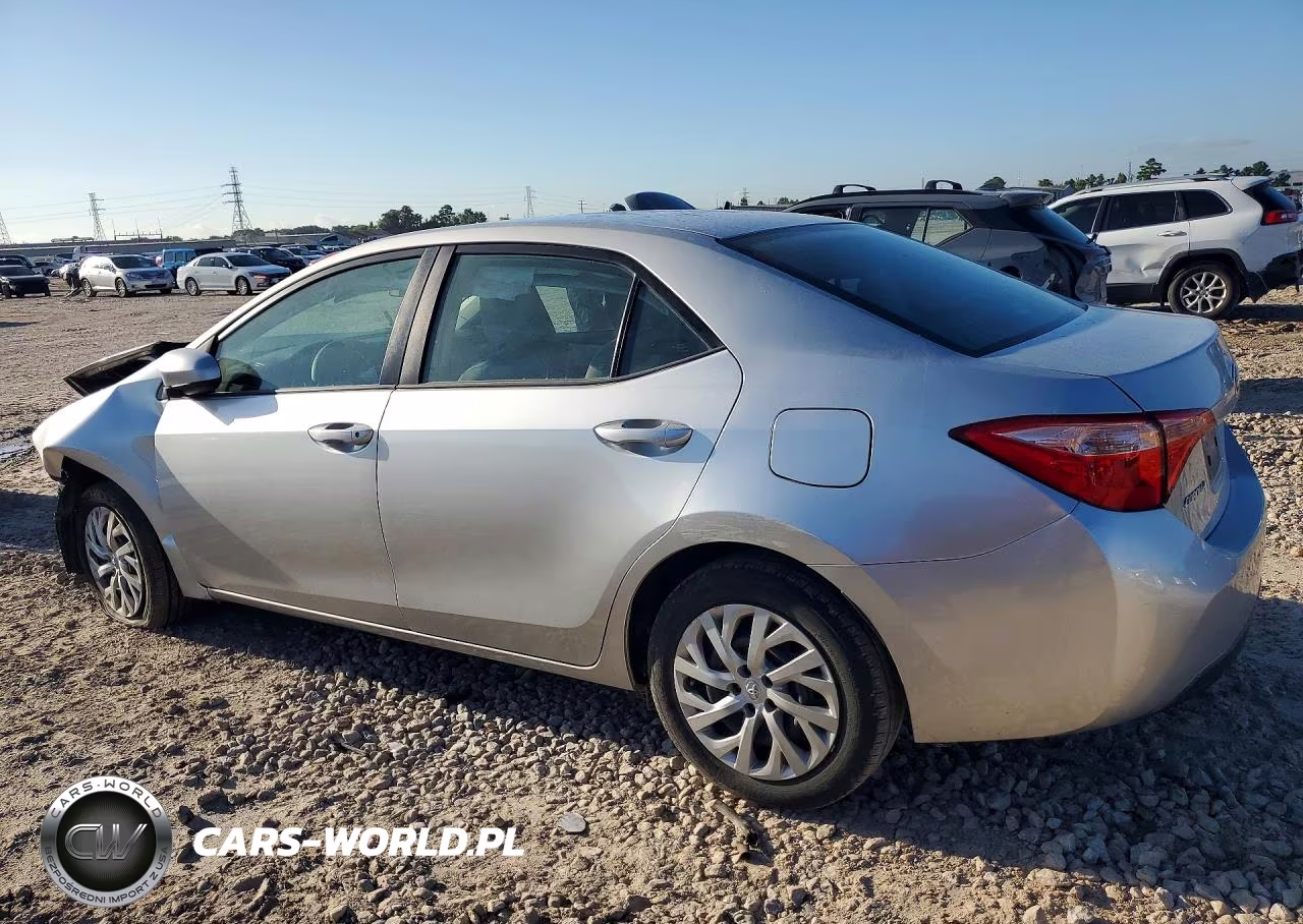 2018 Toyota Corolla Le VIN:5YFBURHE4JP833180 - 2
