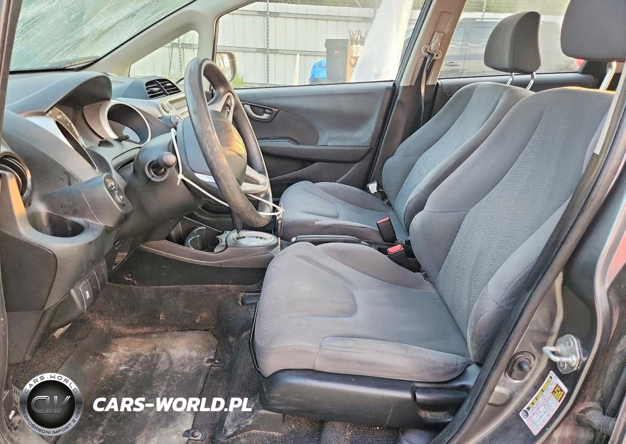 2013 Honda Fit VIN:JHMGE8H38DC020075 - 7