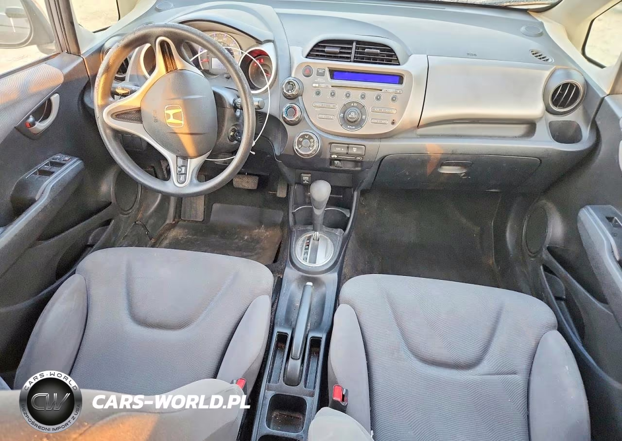2013 Honda Fit VIN:JHMGE8H38DC020075 - 8