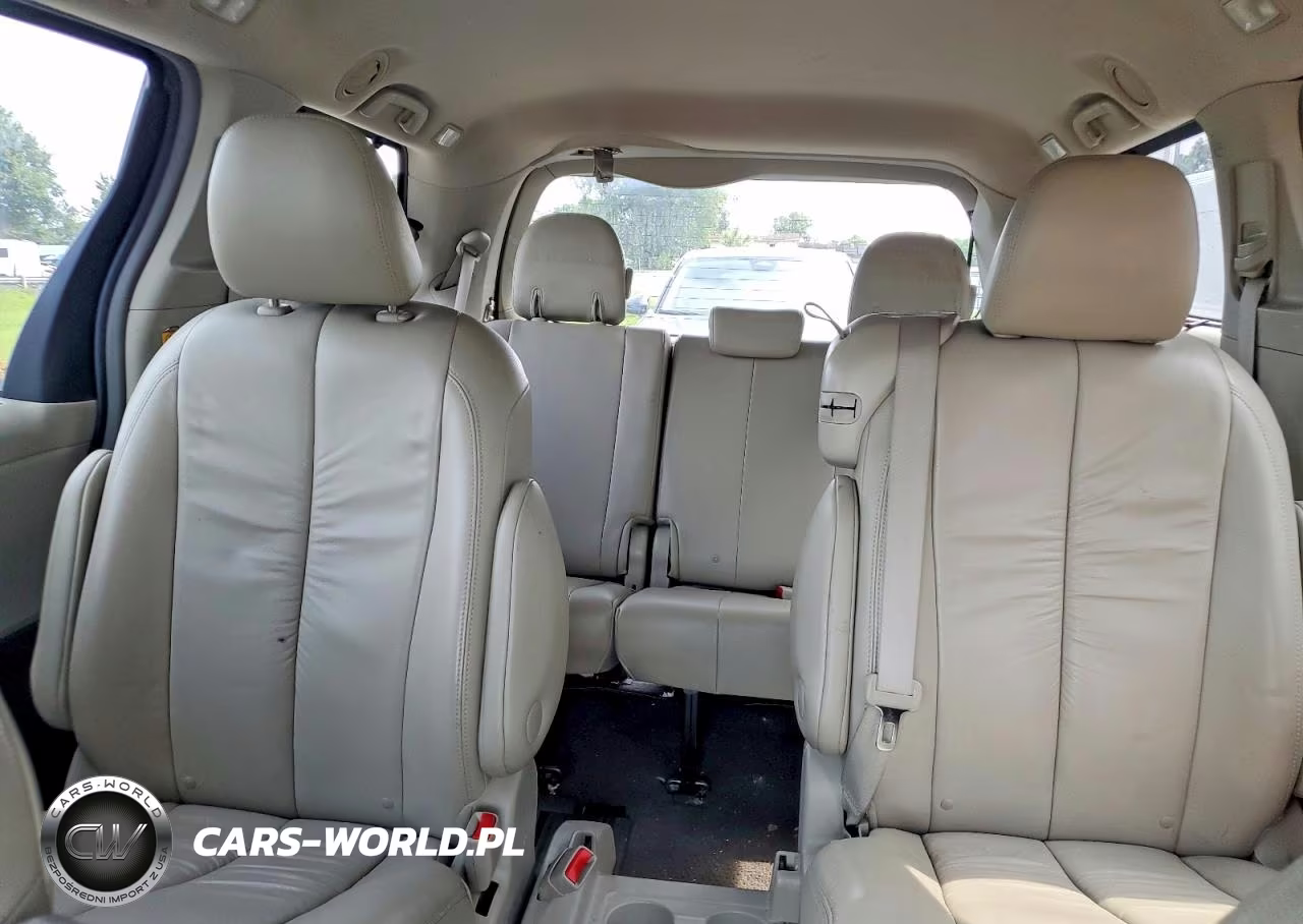 2011 Toyota Sienna Xle 8-Passenger VIN:5TDYK3DC7BS013024 - 10