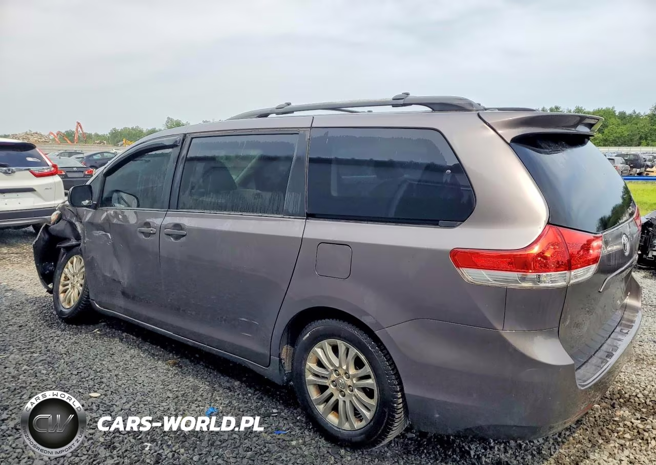 2011 Toyota Sienna Xle 8-Passenger VIN:5TDYK3DC7BS013024 - 2