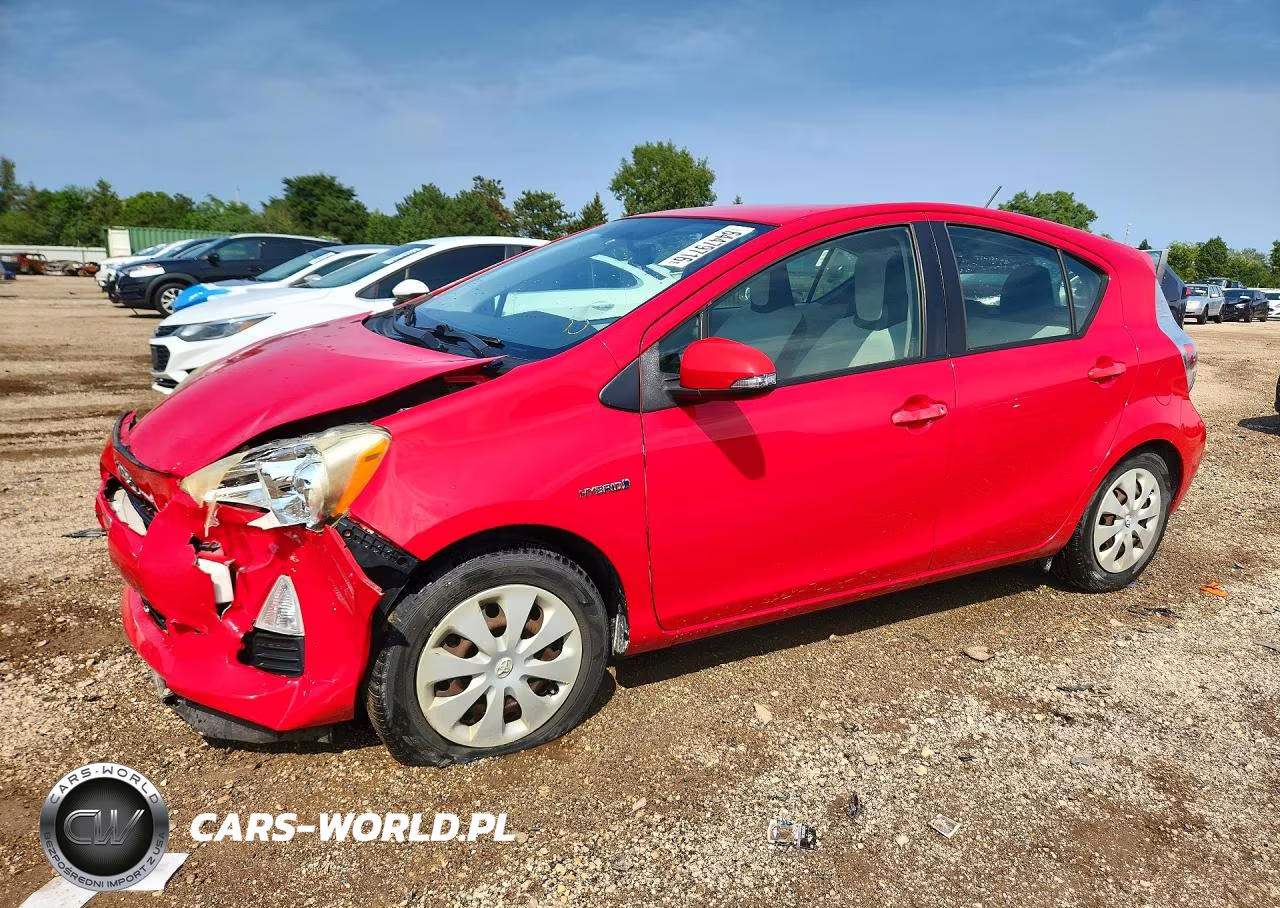 2013 Toyota Prius C One – zdjęcie 1 z 12