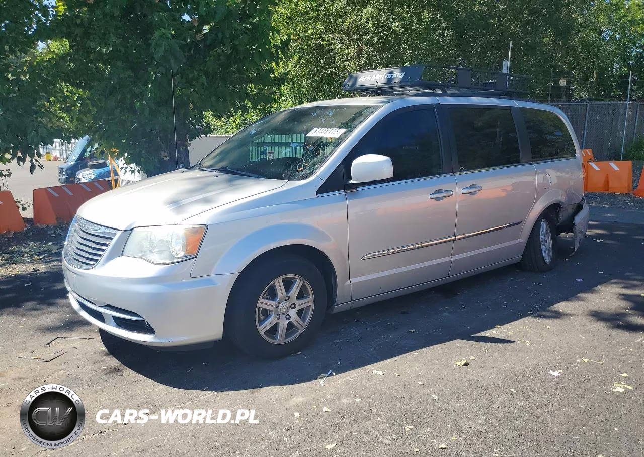 2011 Chrysler Town & Country Touring VIN:2A4RR5DG8BR675311 - 1