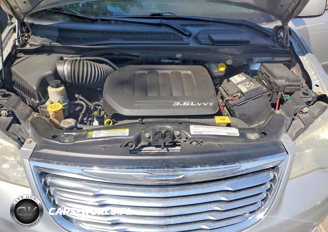 2011 Chrysler Town & Country Touring VIN:2A4RR5DG8BR675311 - 12