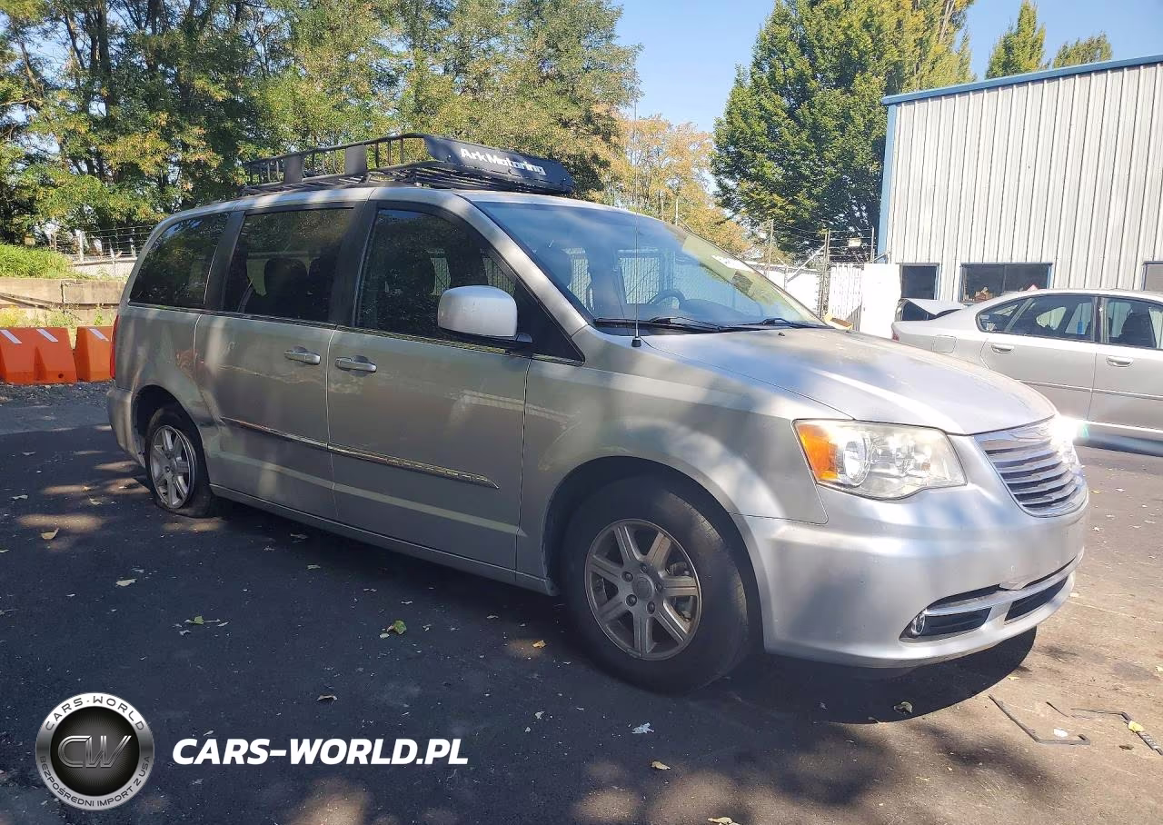 2011 Chrysler Town & Country Touring VIN:2A4RR5DG8BR675311 - 4