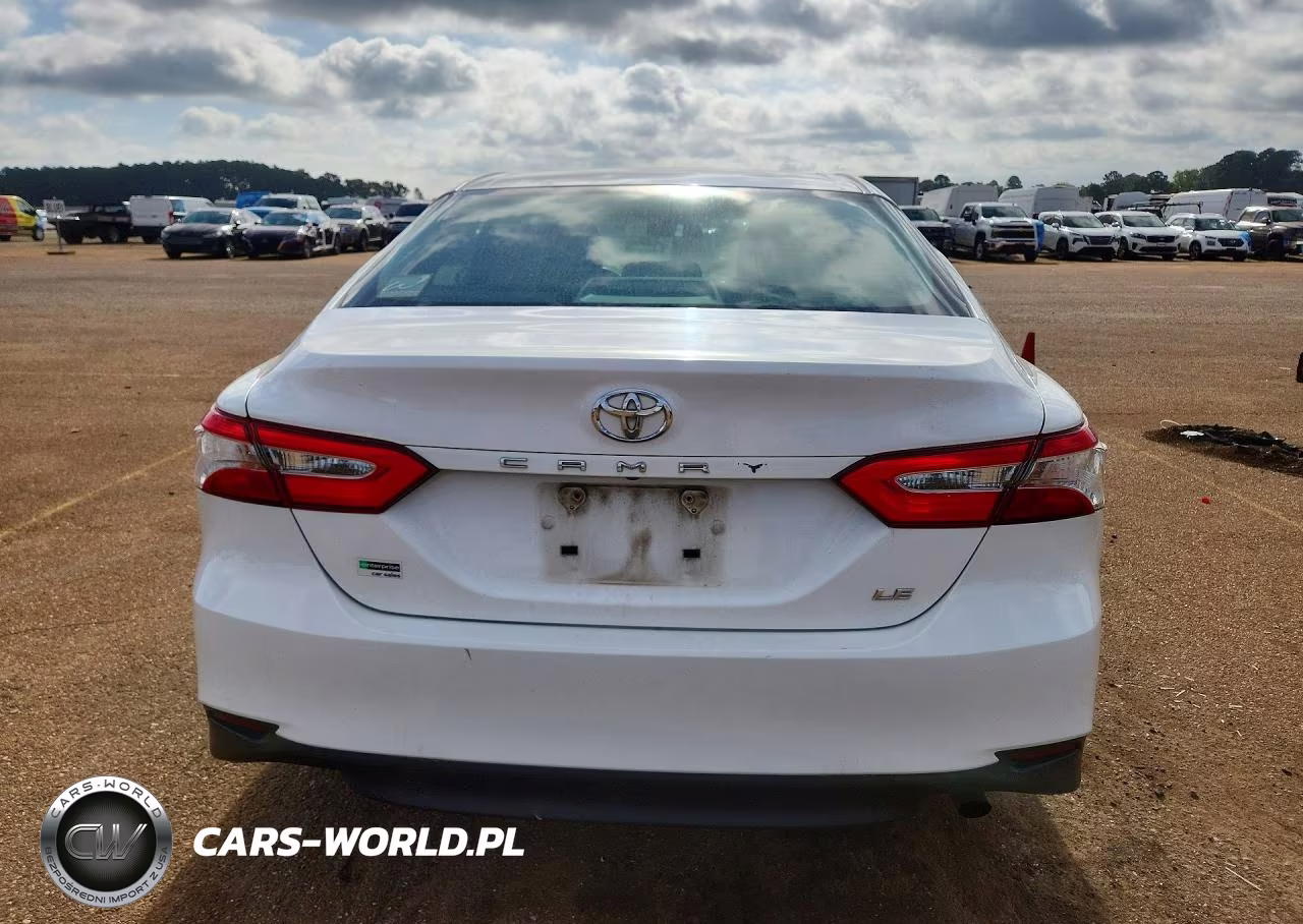 2018 Toyota Camry Le VIN:4T1B11HK4JU095427 - 6