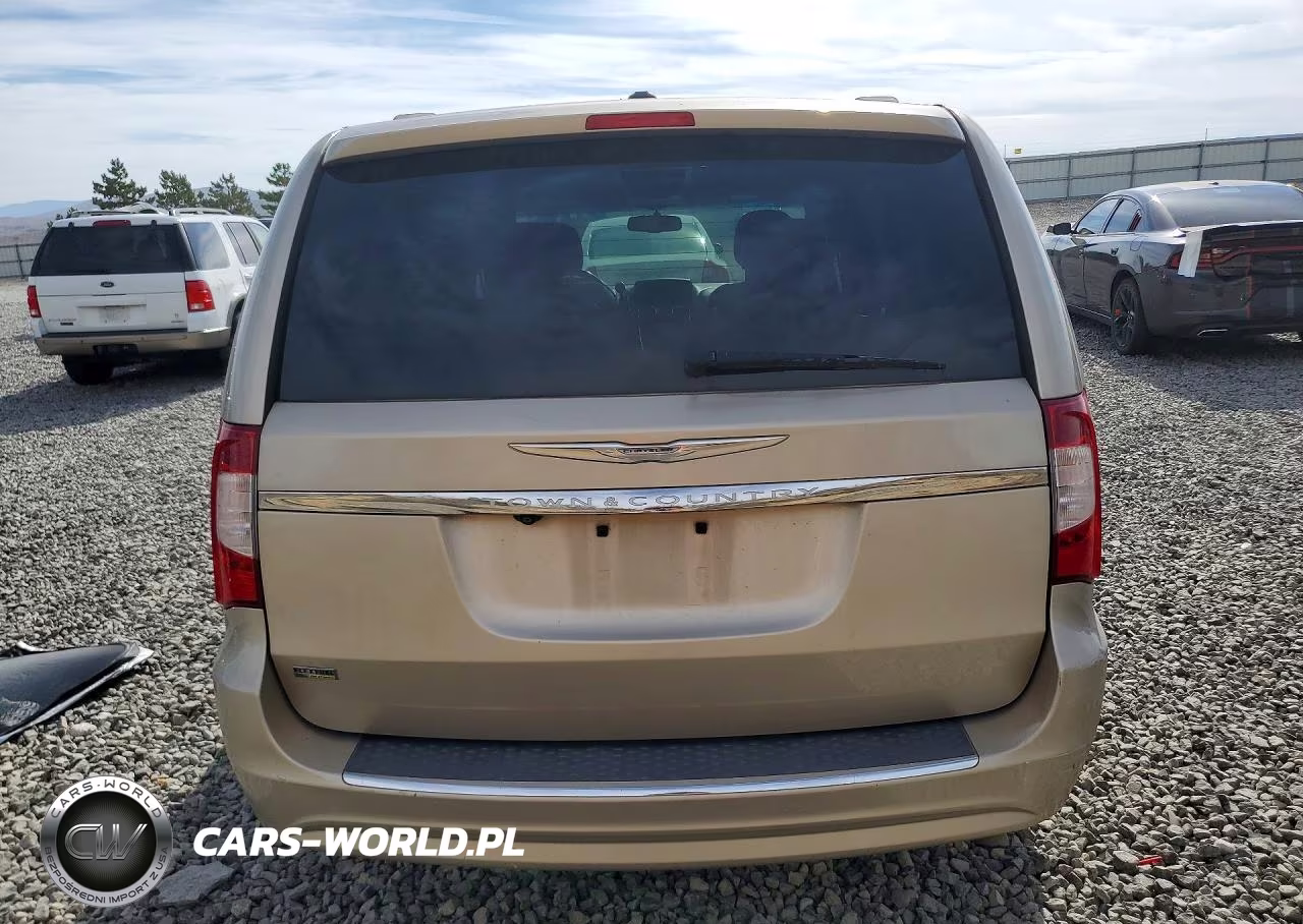 2014 Chrysler Town & Country Touring VIN:2C4RC1BG5ER126124 - 6