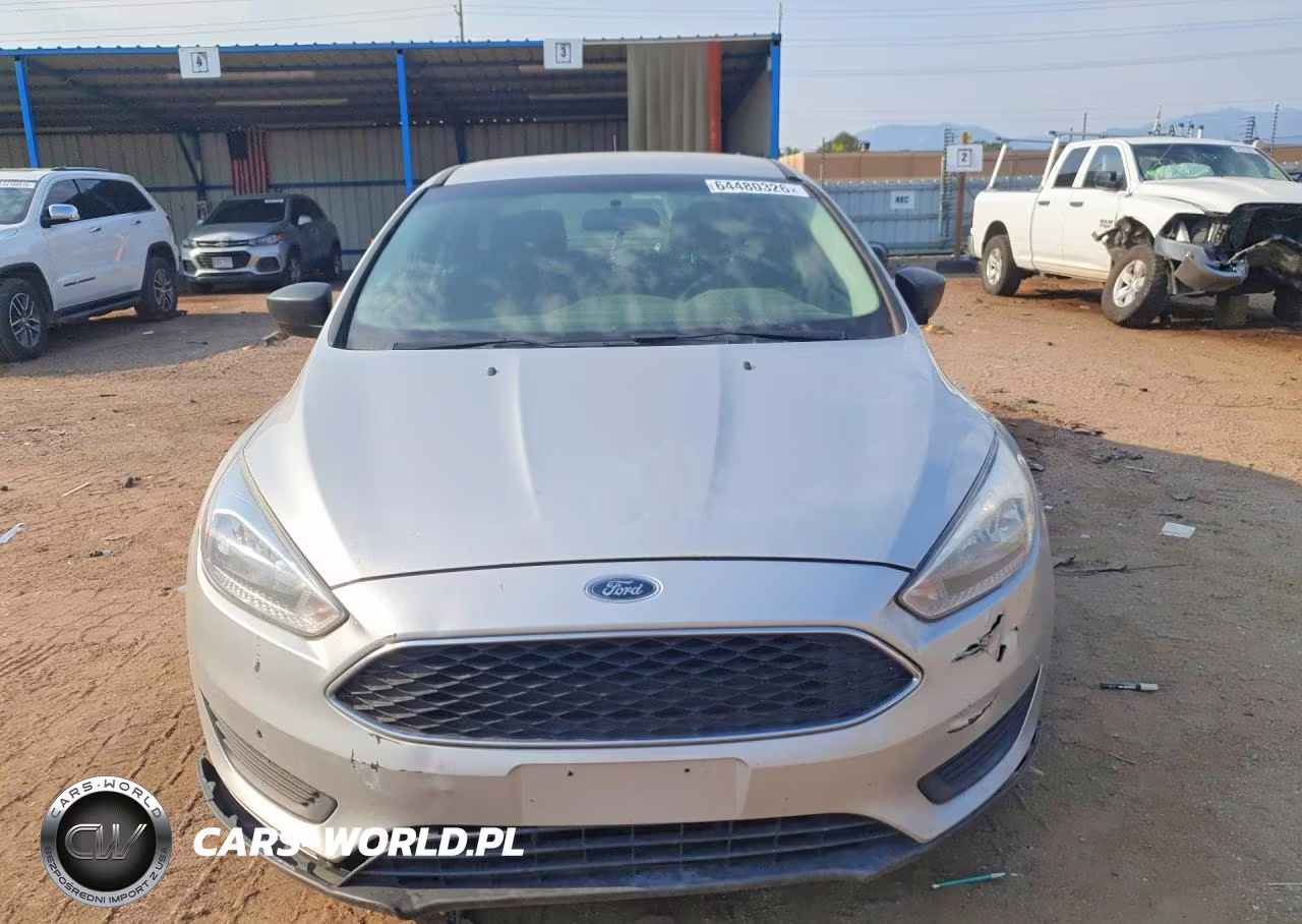 2017 Ford Focus S VIN:1FADP3E25HL328958 - 5