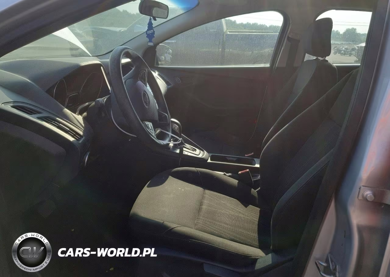 2017 Ford Focus S VIN:1FADP3E25HL328958 - 7
