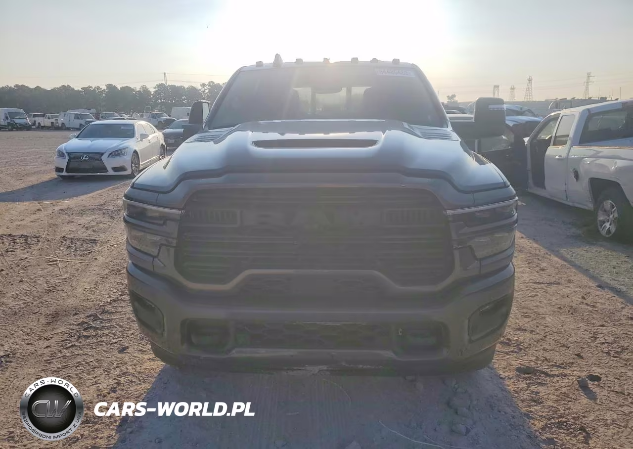 2026 Ram 2500 Laramie VIN:3C63R5FLXTG1634XX - 5