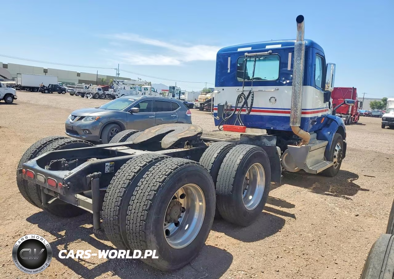 2019 Peterbilt 579 Semi Truck VIN:1XPBDP9X9KD235254 - 3