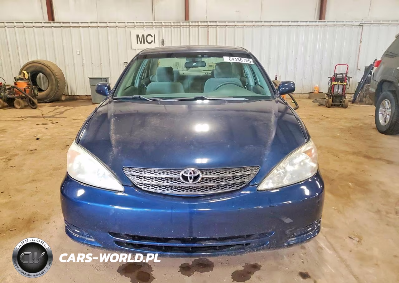 2003 Toyota Camry Le VIN:4T1BE32K63U228572 - 5