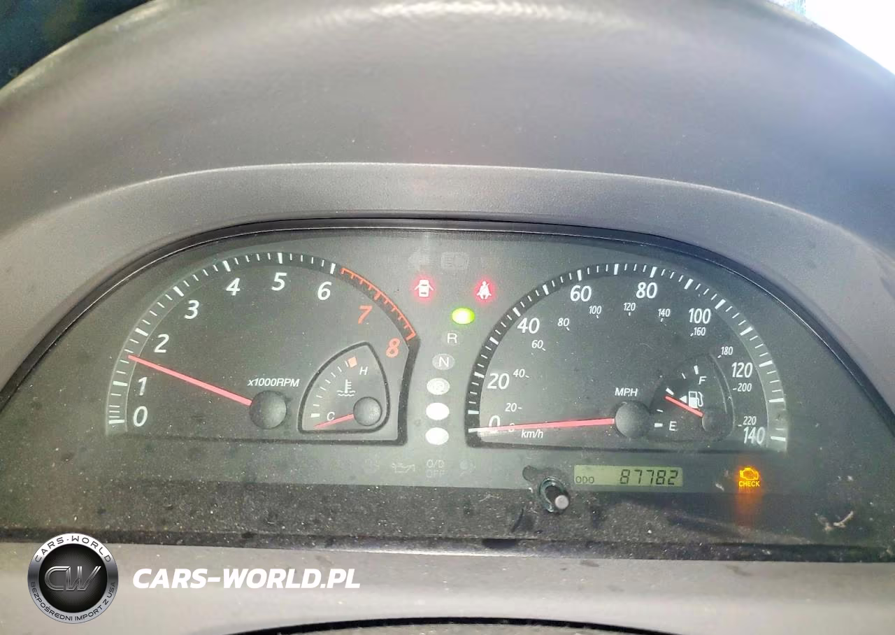 2003 Toyota Camry Le VIN:4T1BE32K63U228572 - 9