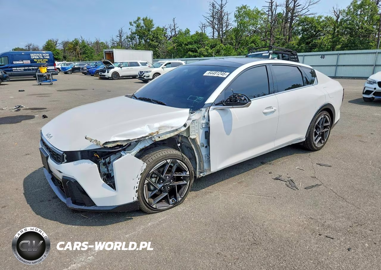 2025 Kia K4 Gt Line VIN:3KPFW4DE7SE086486 - 1