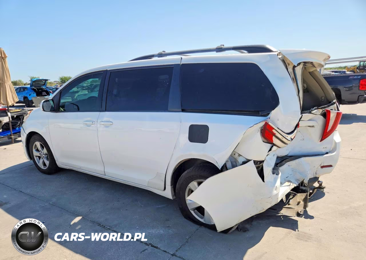 2015 Toyota Sienna Le VIN:5TDKK3DC7FS582418 - 2