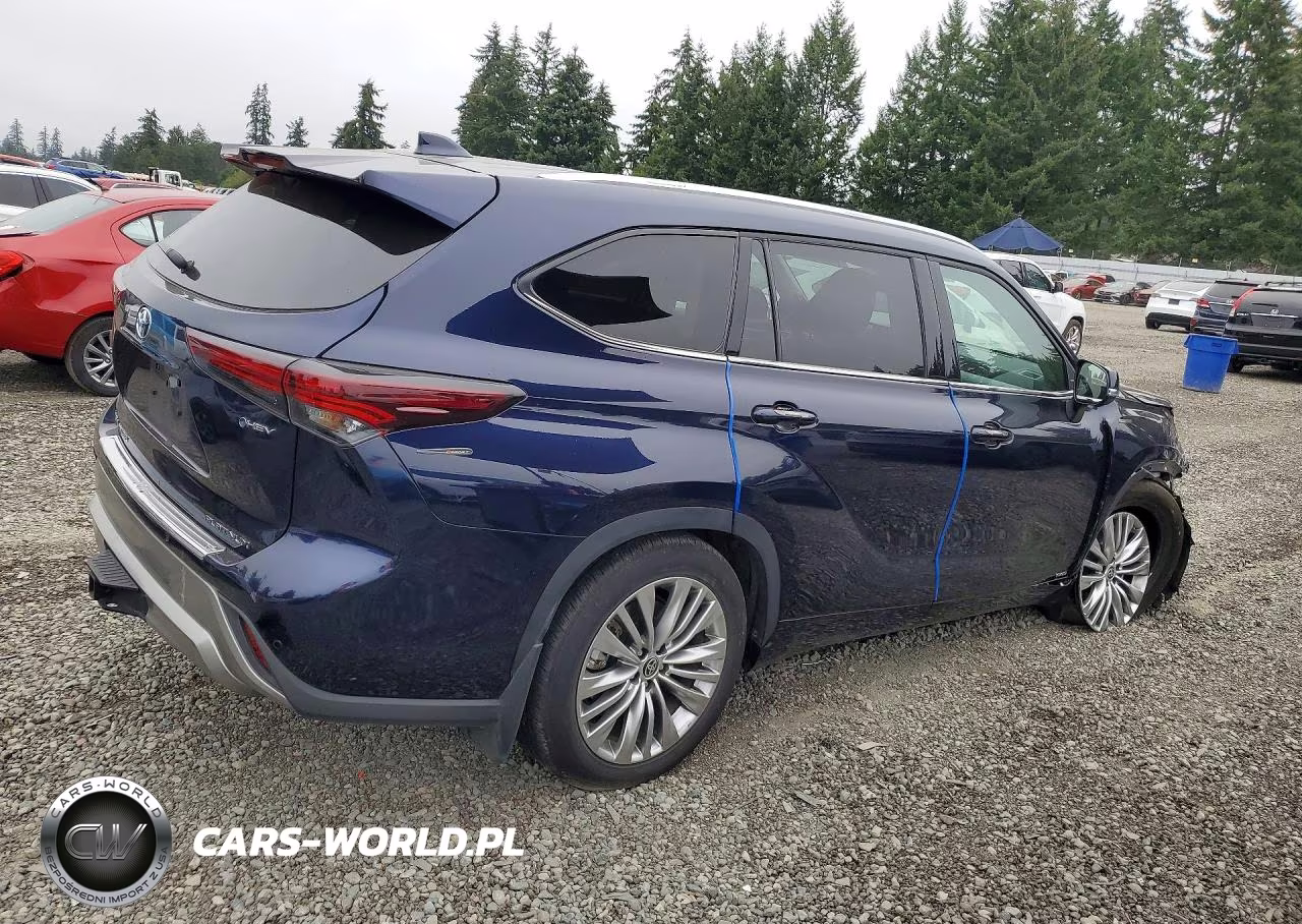 2025 Toyota Highlander Hybrid Platinum VIN:5TDEBRCH1SS662062 - 3