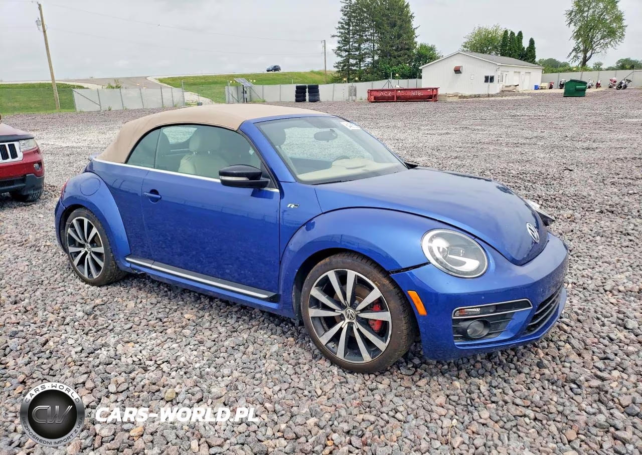 2015 Volkswagen Beetle R-Line VIN:3VW7T7AT1FM800669 - 4