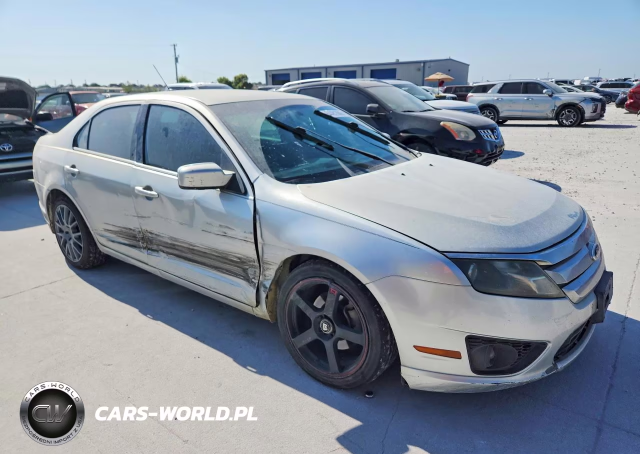 2011 Ford Fusion Se VIN:3FAHP0HA4BR121313 - 4