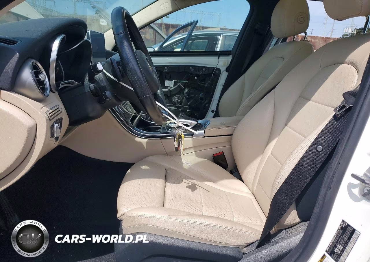 2017 Mercedes-Benz C 300 VIN:55SWF4JB4HU232127 - 7
