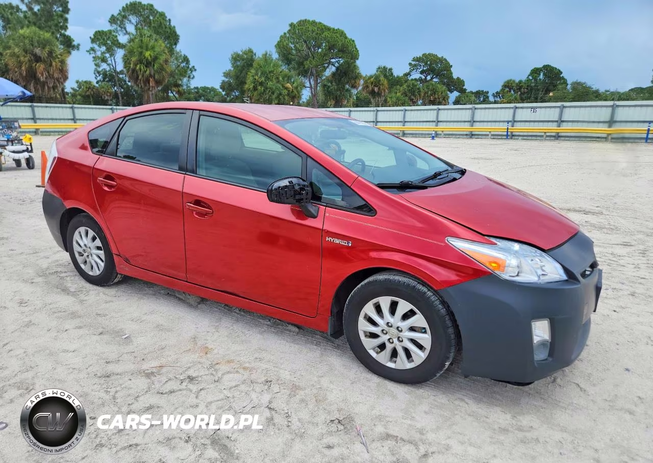 2011 Toyota Prius Three VIN:JTDKN3DU1B5327201 - 4