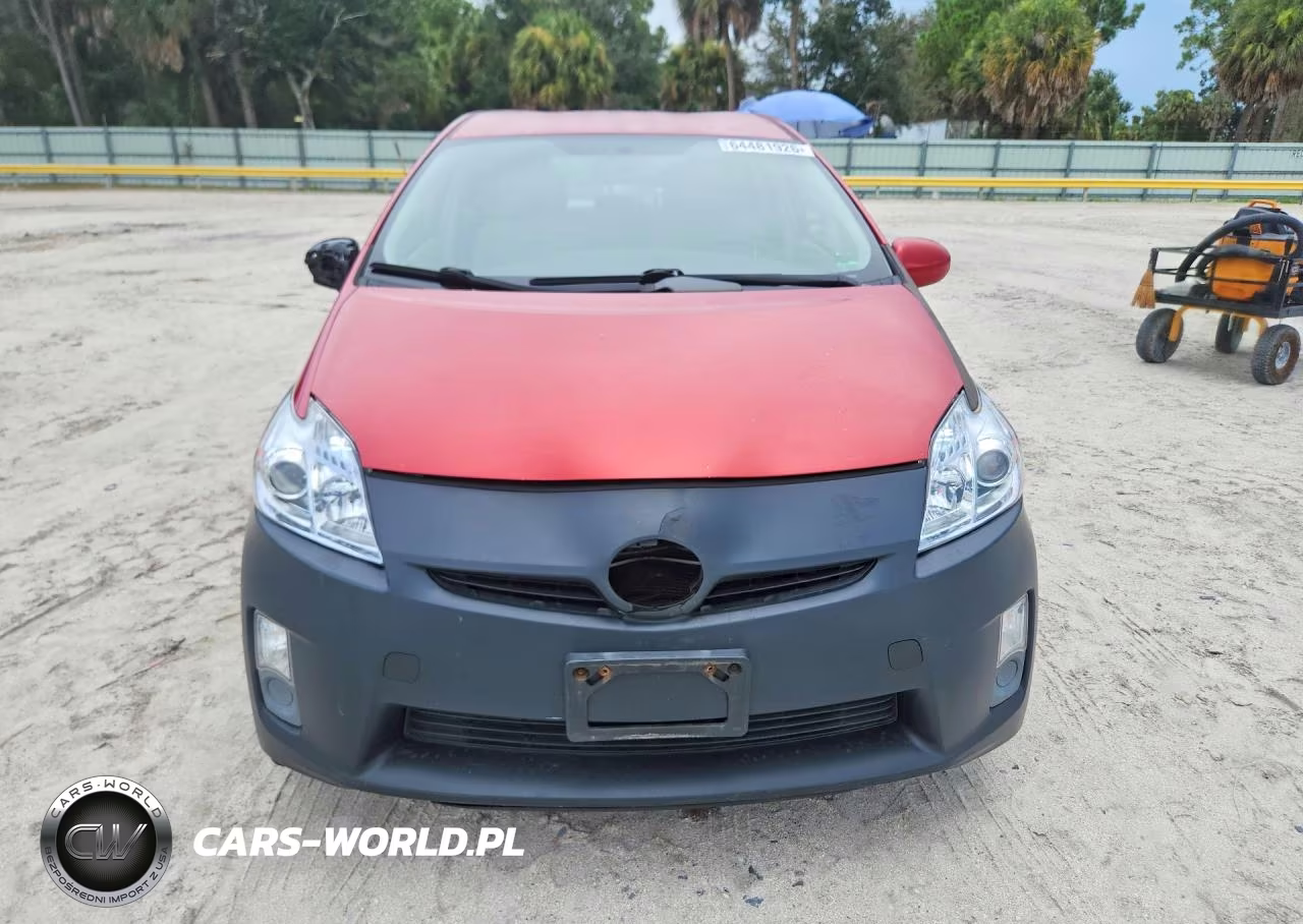 2011 Toyota Prius Three VIN:JTDKN3DU1B5327201 - 5