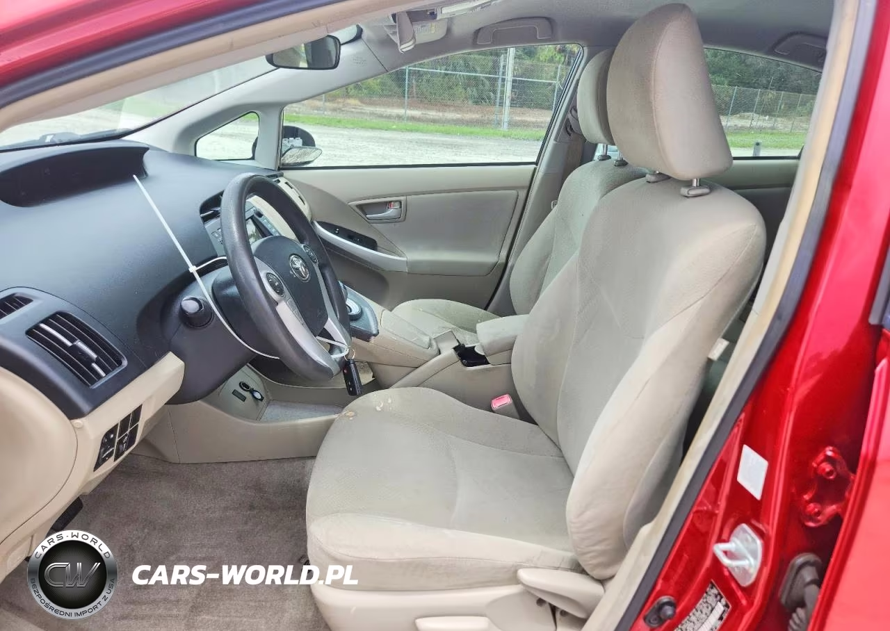 2011 Toyota Prius Three VIN:JTDKN3DU1B5327201 - 7