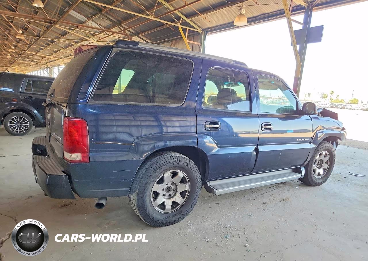 2005 Cadillac Escalade Luxury VIN:1GYEK63N75R221022 - 3