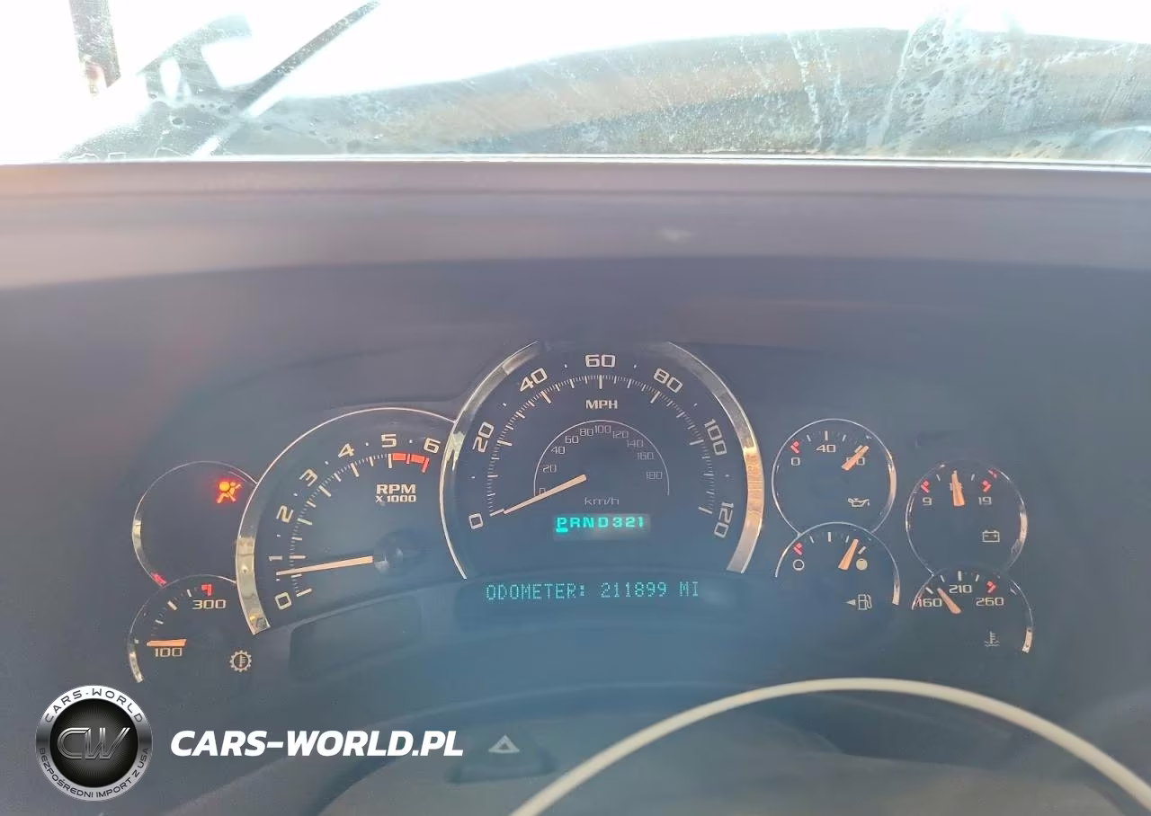 2005 Cadillac Escalade Luxury VIN:1GYEK63N75R221022 - 9