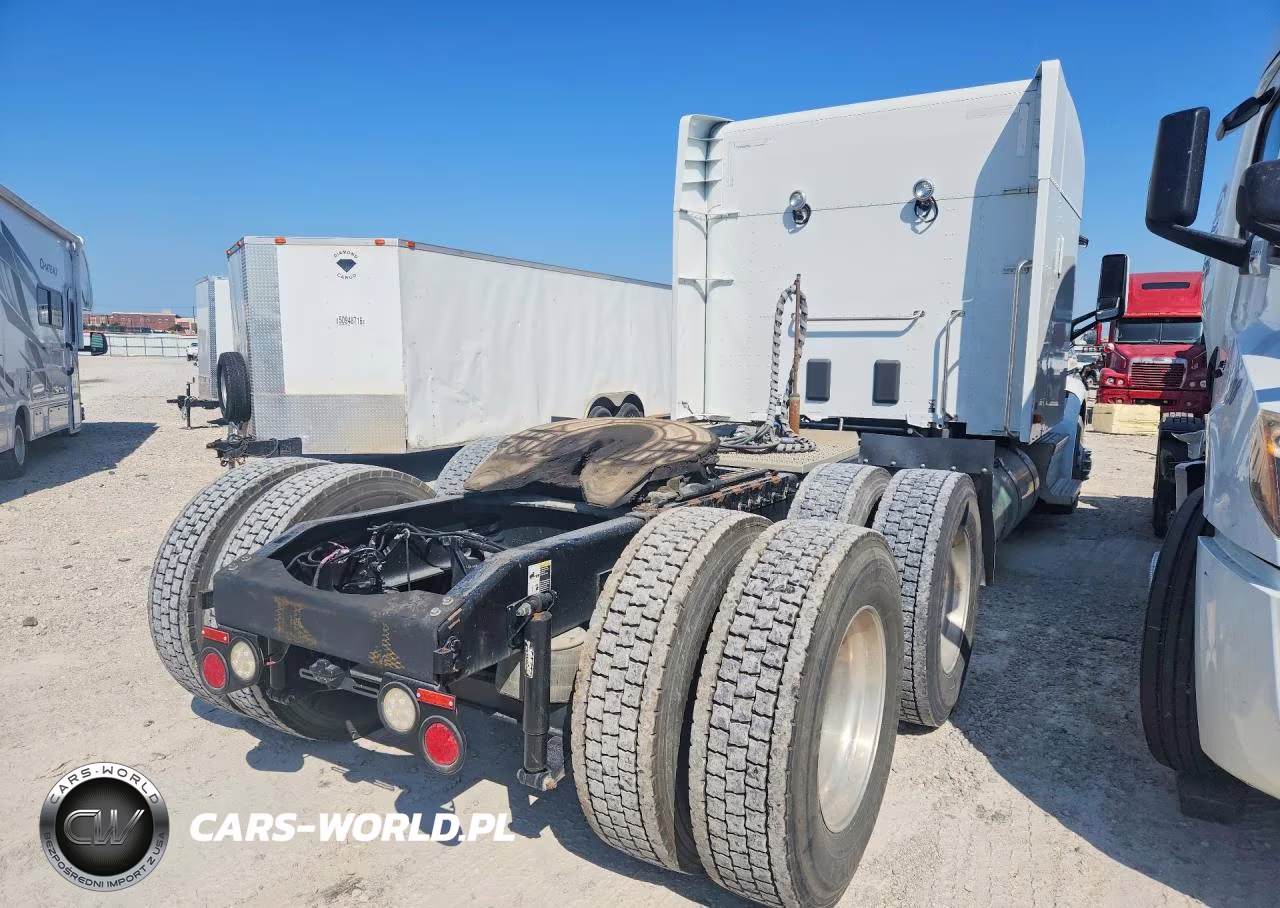 2020 Peterbilt 579 Semi Truck VIN:1XPBD49X6LD650841 - 3