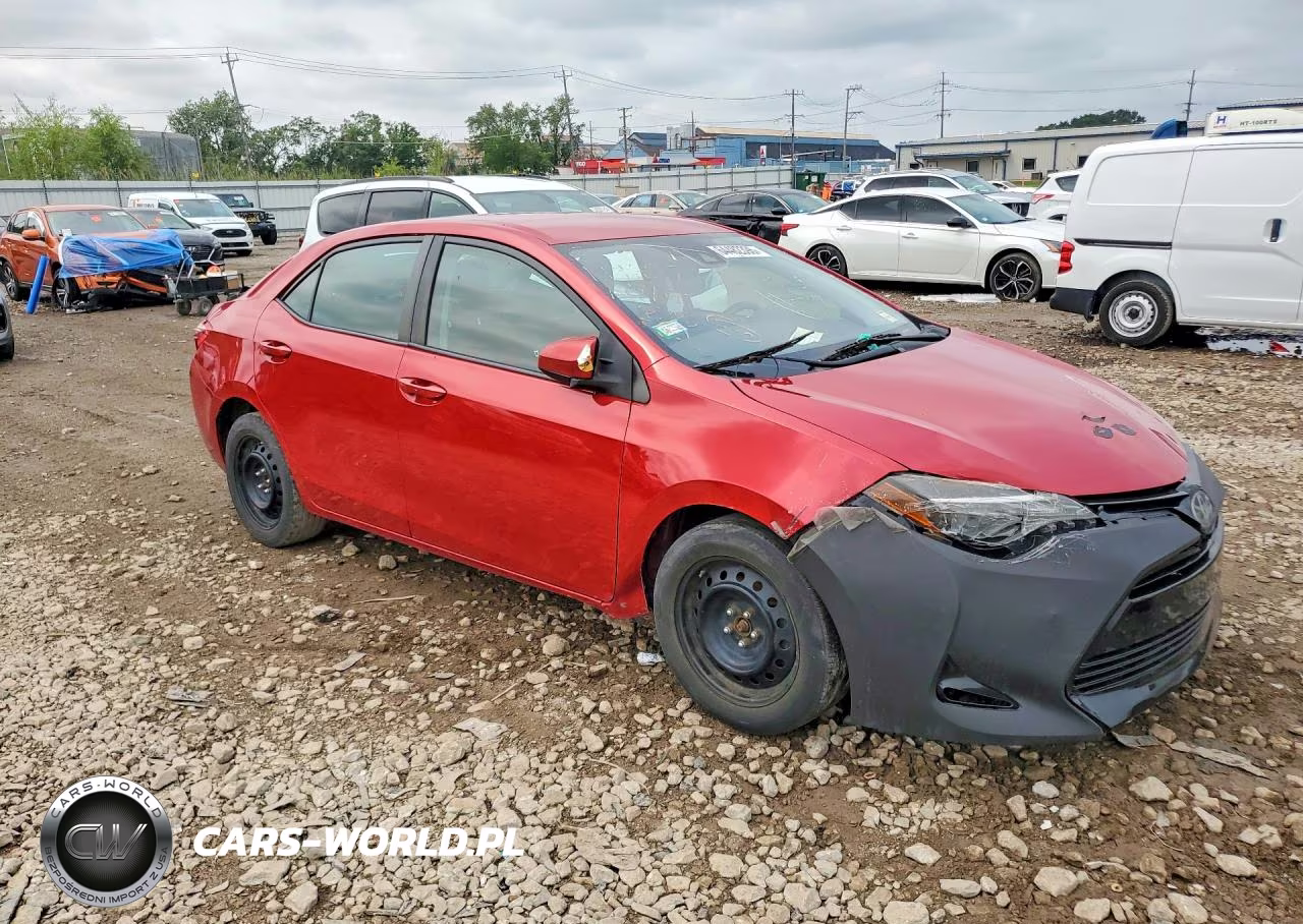 2018 Toyota Corolla Le VIN:2T1BURHE3JC119427 - 4
